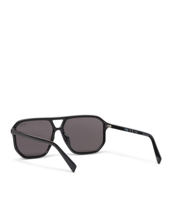 GUESS Black Bio-Based Navigator Sunglasses|Gu8276