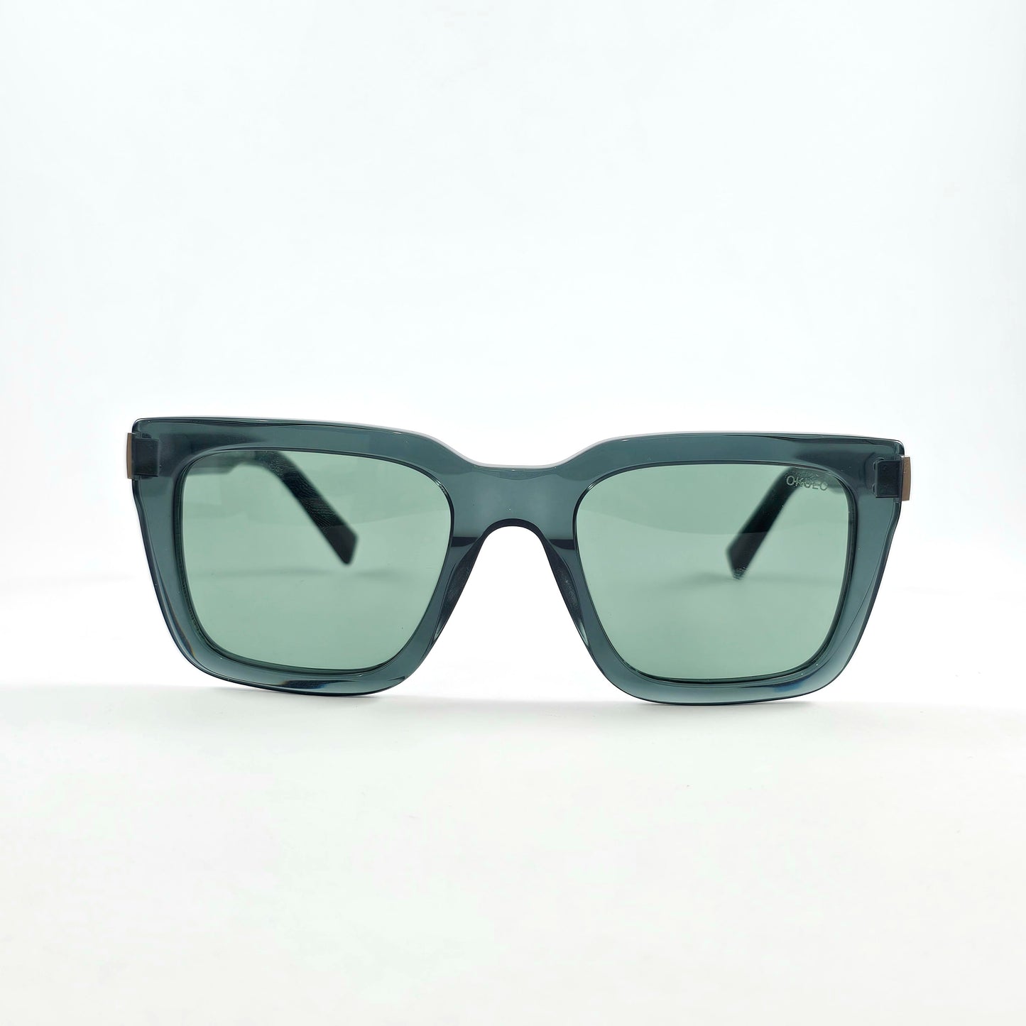 Okulo |modern square silhouette sunglass