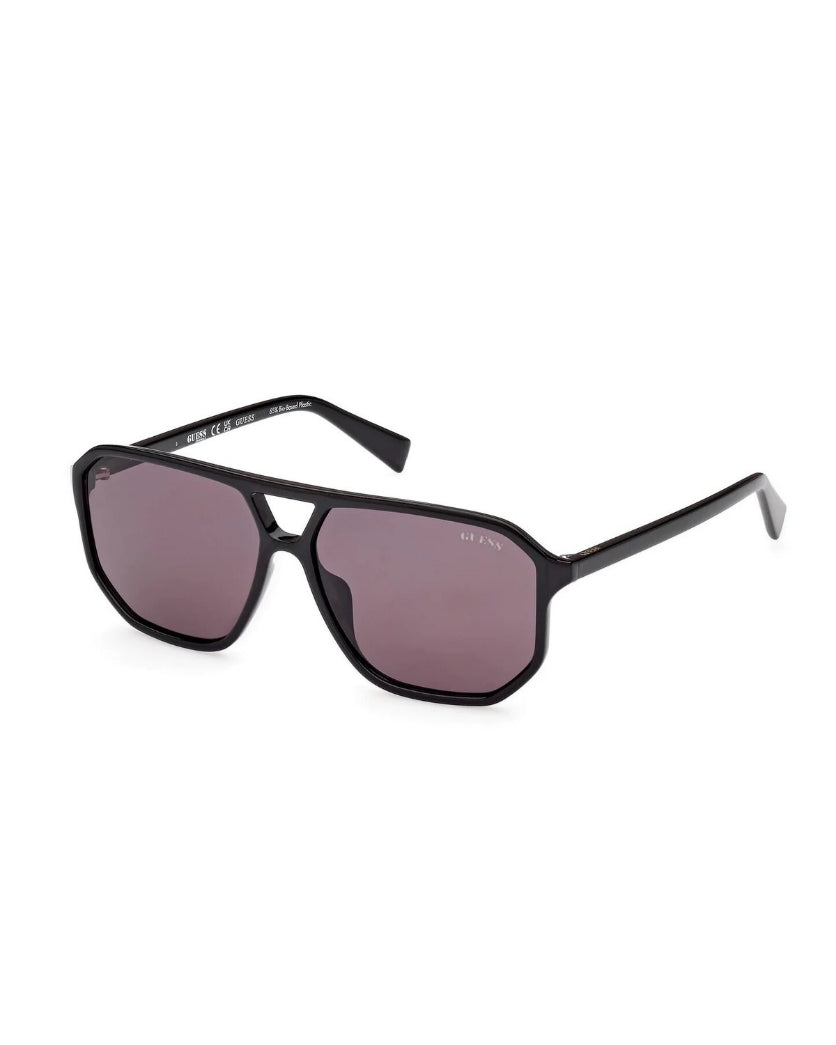 GUESS  Black Bio-Based Navigator Sunglasses|Gu8276