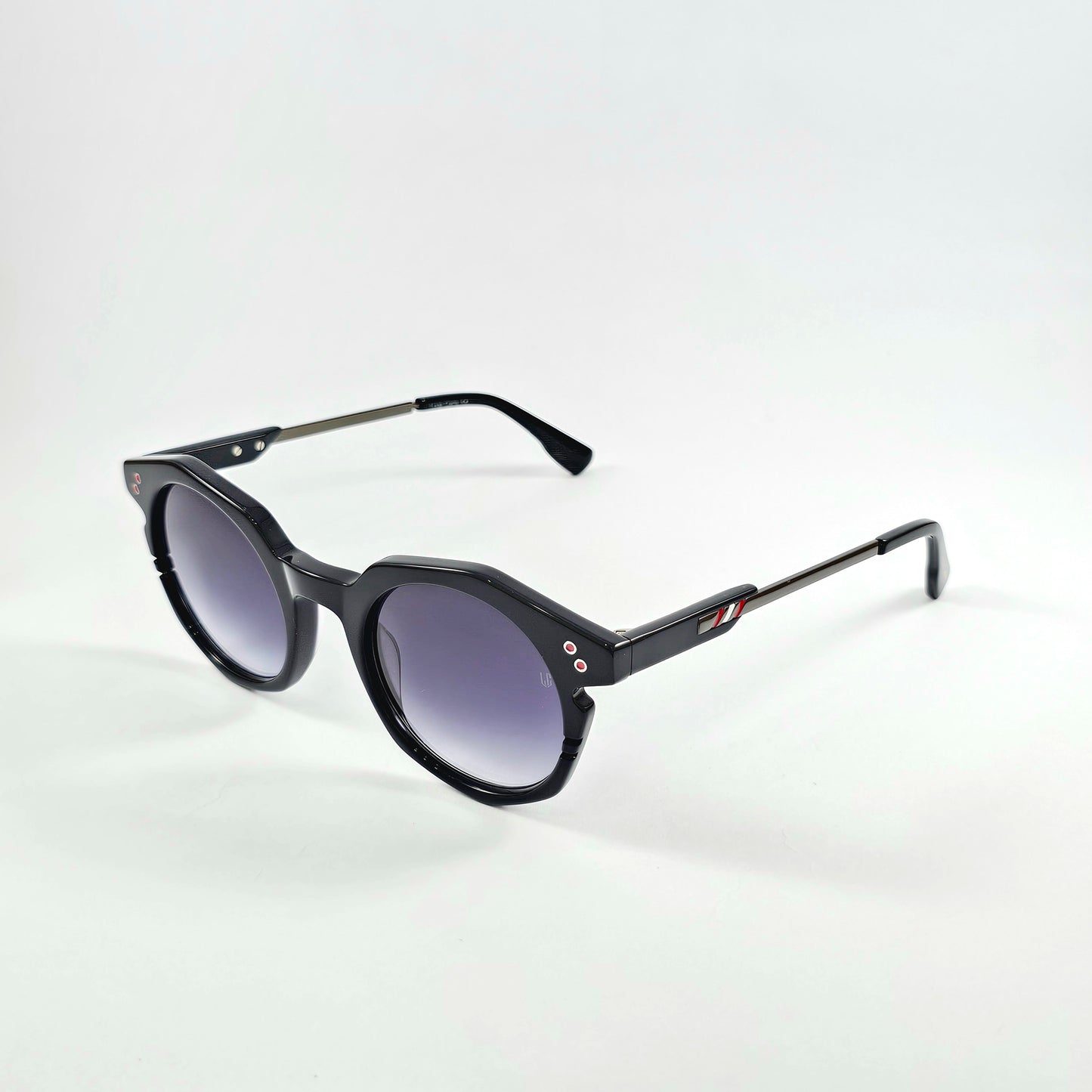 LOUIS CARTER 8126